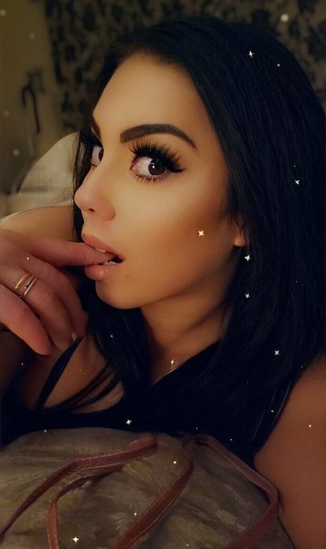 tiny onlyfans free gallery