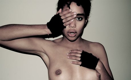 alt girl onlyfans free naked image