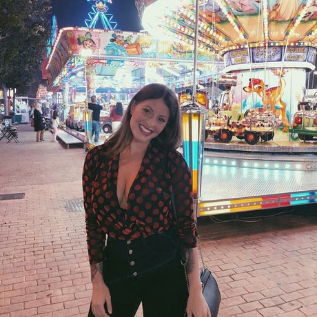 tanned onlyfans best img