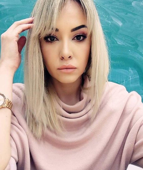 busty asian onlyfans hot xxx images