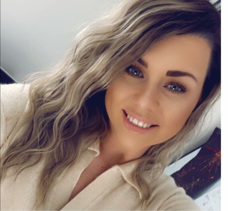 Lauren H model photos