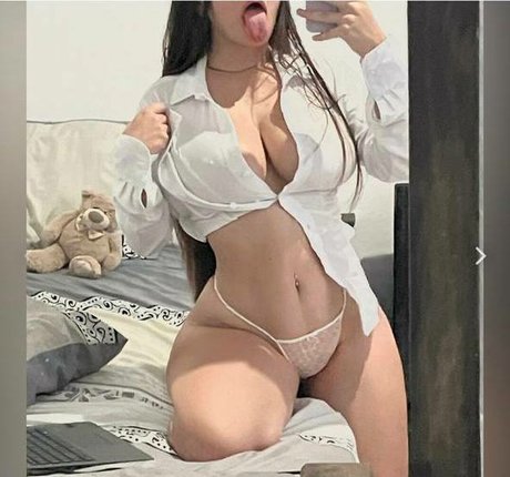 Sharon Cespedes model art image