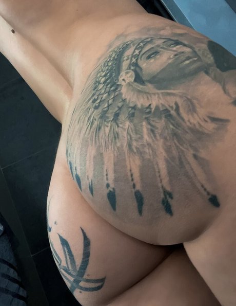 Julia Cher Alias Julia Connors model pornographic photo