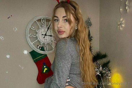 honeypie f art actress img