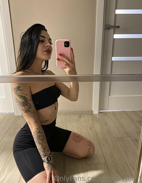 honeypie f pornstar perfect gallery