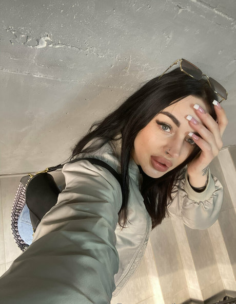 honeypie f exclusive pornstar photos