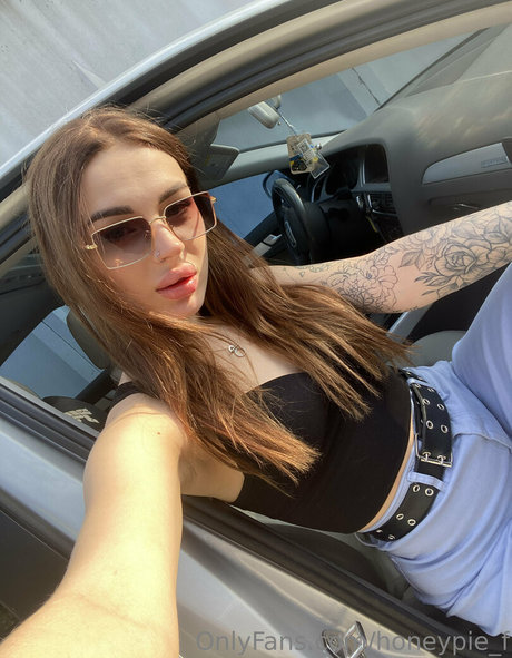 honeypie f erotic pornstar archive