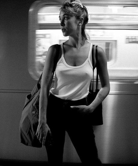 Emma Carmi perfect star image