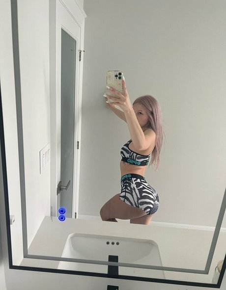 shaypay naked model pic