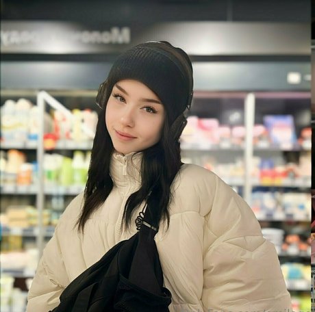 emilage perfect star pictures