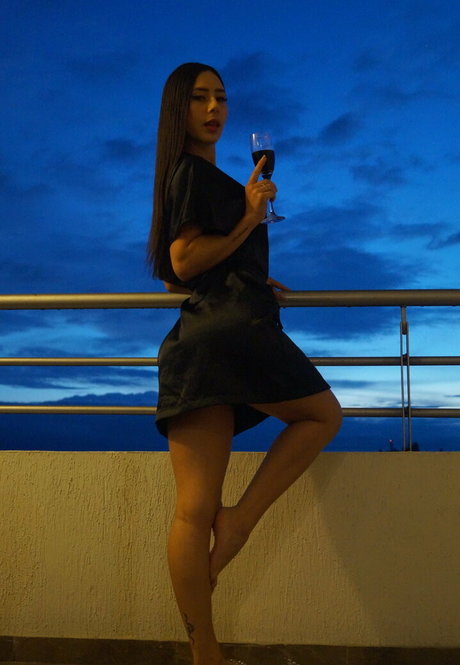 Mia Russo model naked galleries