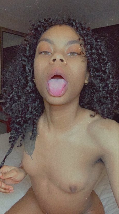 hazelqveen exclusive actress galleries