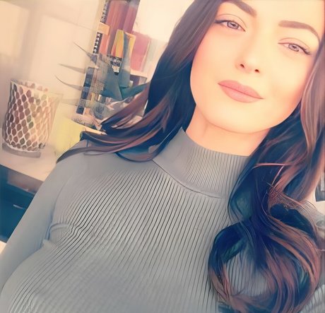 skinny shemale onlyfans nude image