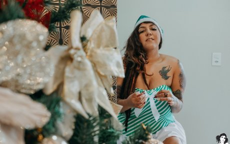 Arthemis nude pornstar image