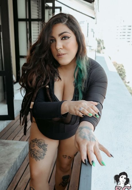 Arthemis art actress pics