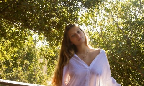 Roni Zouler model xxx pictures