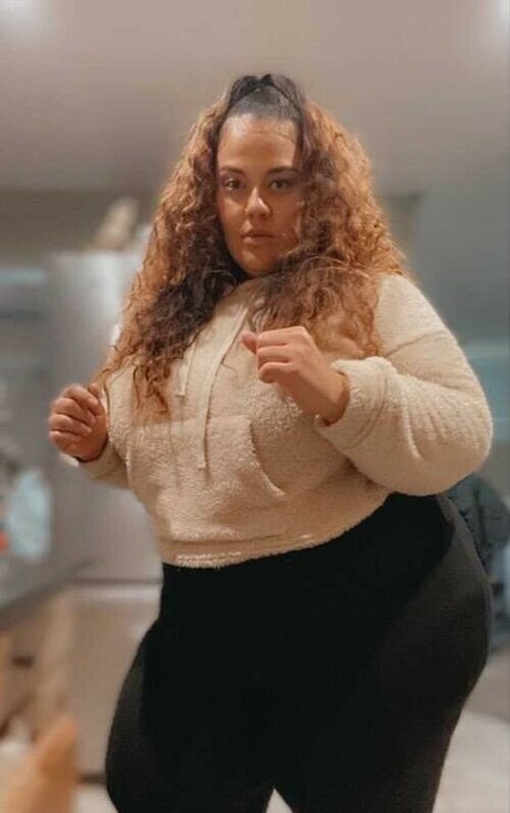 Levilabaybee pornstar nudes image