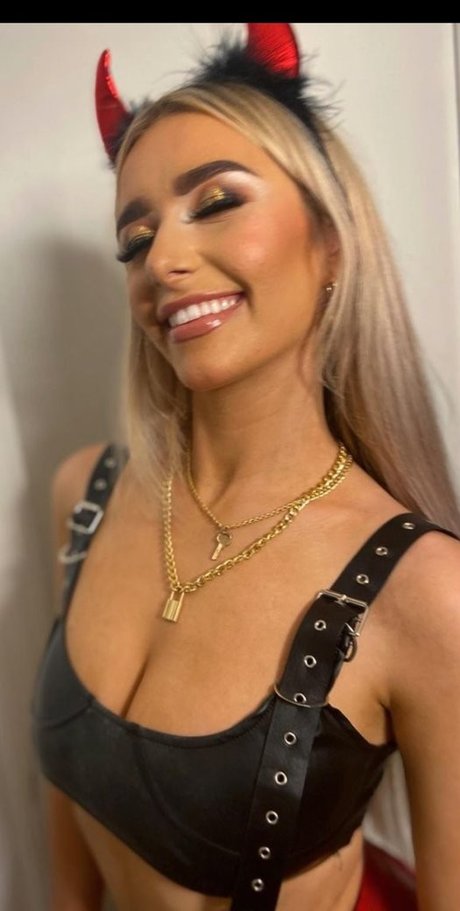 Erin Lally perfect model gallery