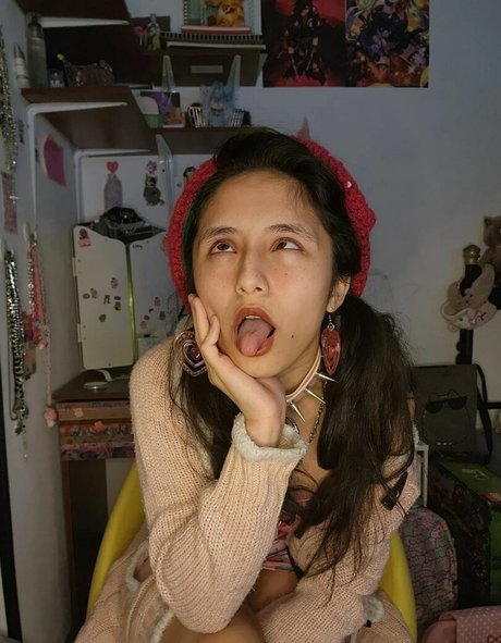 Spicy Lemon sex model picture