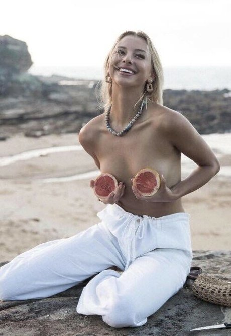 Stephanie Belovukovic high quality model pictures