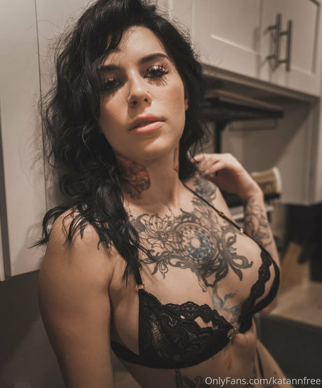 katannfree model sex picture