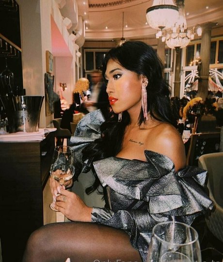 kira asia ts model pornographic picture