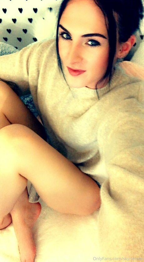 skyrierose adult actress pic