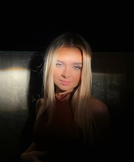 Abbie Bruney pornstar top images