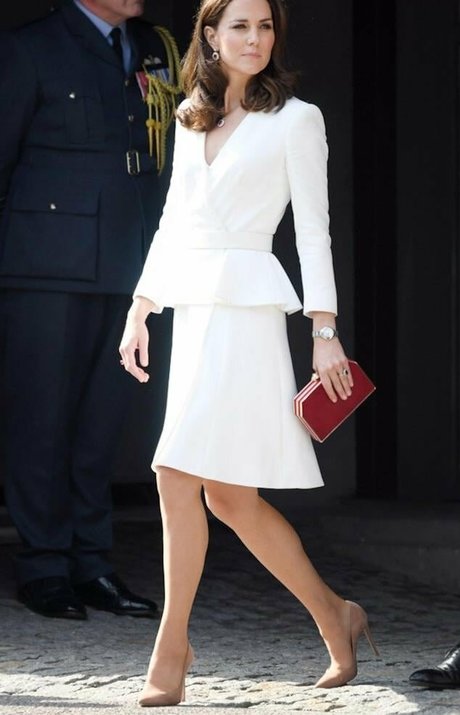 Kate Middleton erotic actress pics