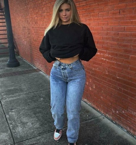 lilyhazexx star nude picture