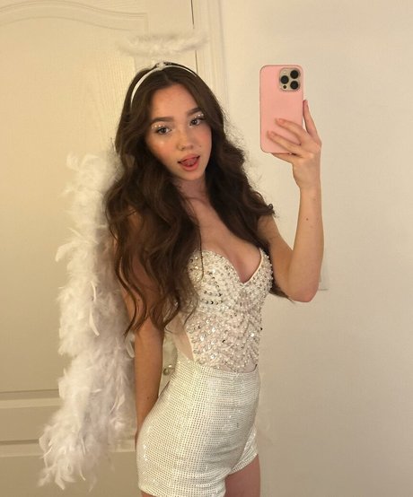 Ruby Jay model beautiful gallery