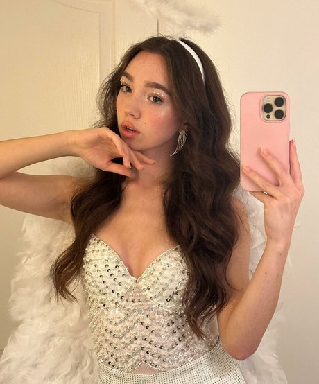 Ruby Jay xxx actress photo