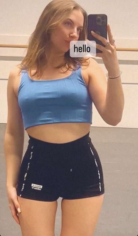 Lia Swan pornstar adult picture