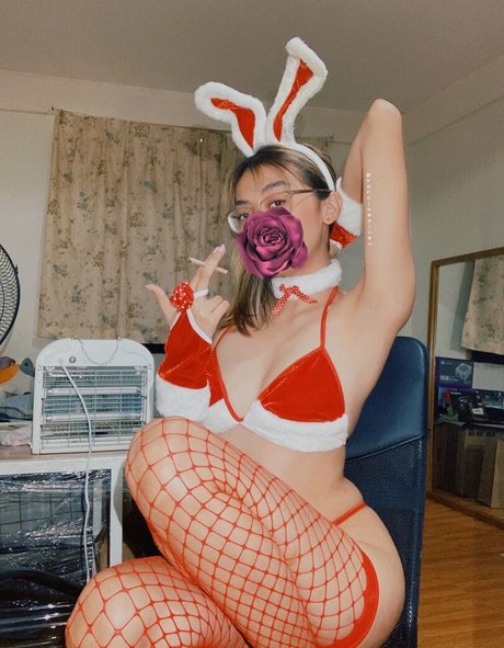 Kanojowa uwu model xxx gallery