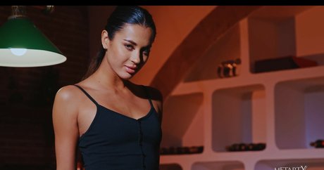 Aria Star naked pornstar pic