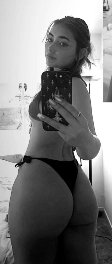 Sofia Bonjardim xxx model archive