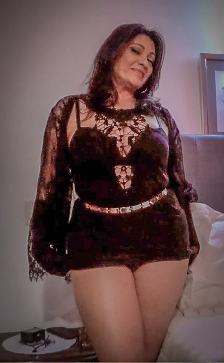 smile onlyfans hd images