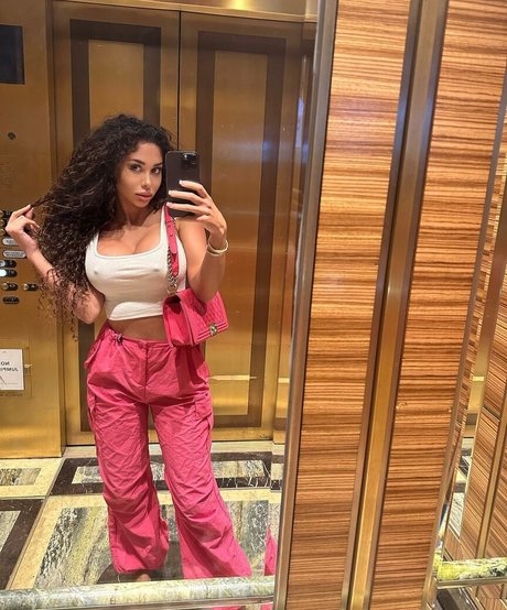 brooklindzz model art gallery