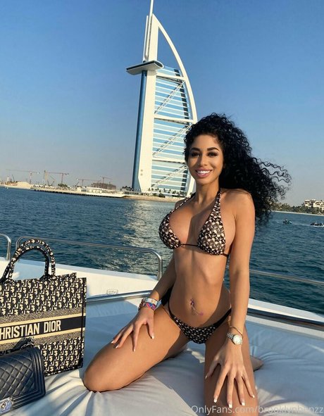 brooklindzz model hot photo