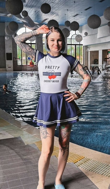 Weronika Truszczynska hot star pics