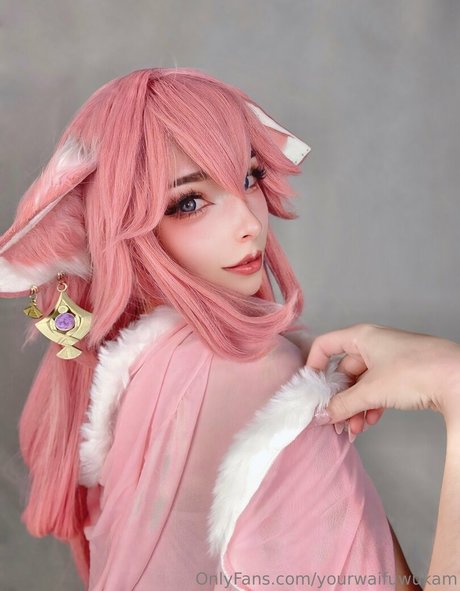 Kamkam nude pornstar pics