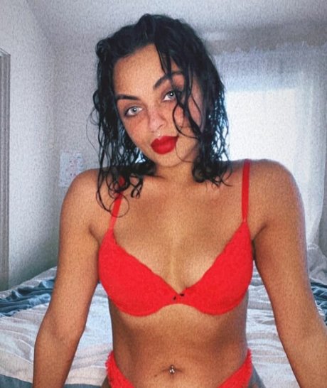 theonly ish sexy model gallery