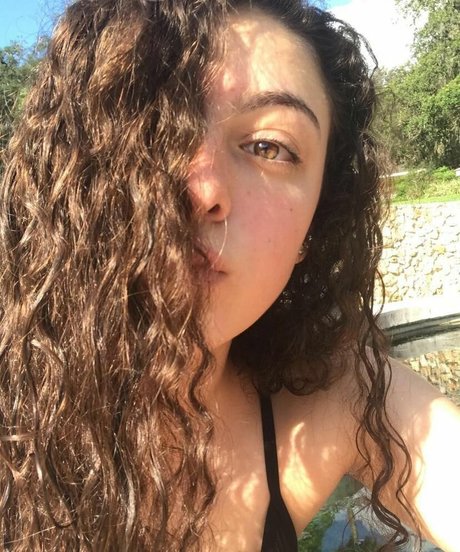 starrysighh hot actress pic