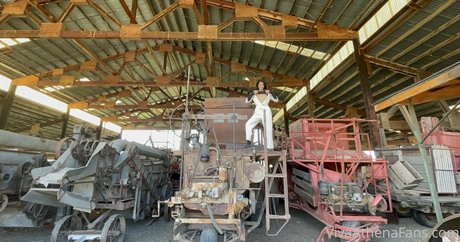 vivaathena top star img