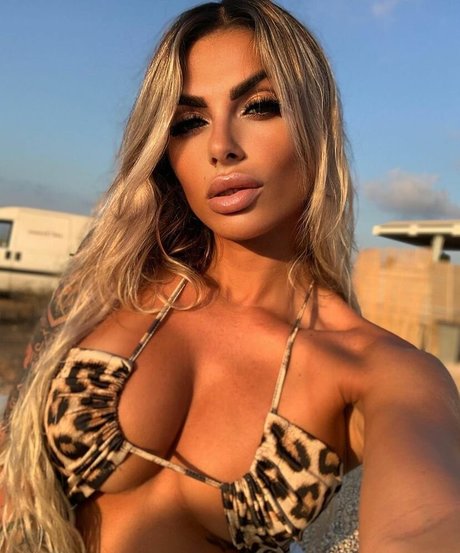 standing fuck onlyfans art naked pic