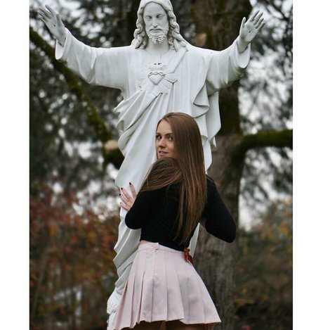 Brenna Winters model hot pics