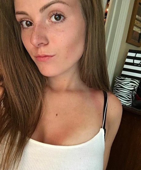 Brenna Winters perfect pornstar pictures