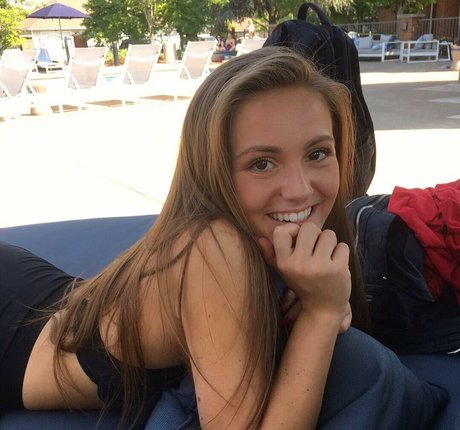 Brenna Winters star erotic photo