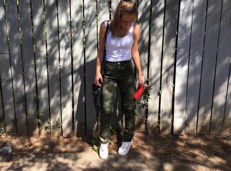 Brenna Winters star art img