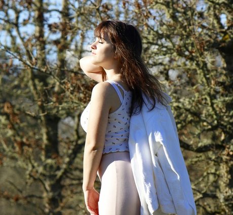 Brenna Winters sexy model image